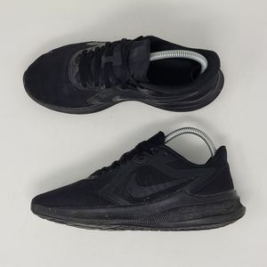 Nike Downshifter 10 Running Shoes CI9984 003 Black Size 7.5 Athletic